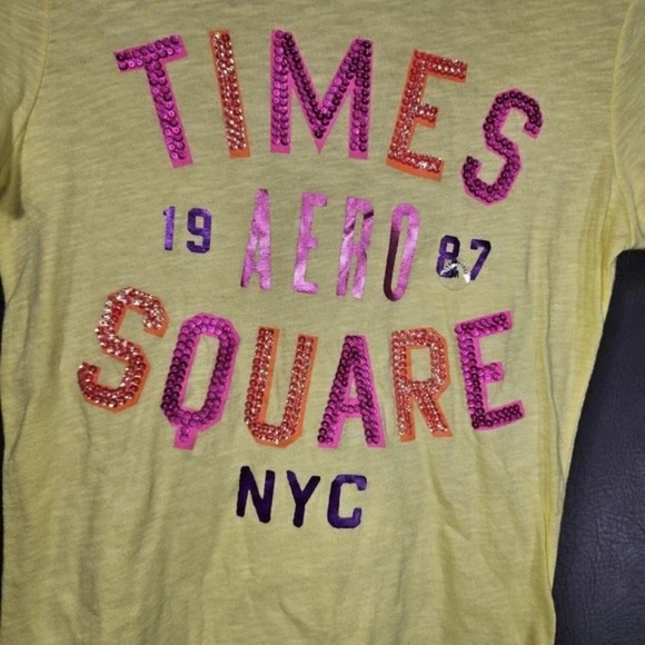 Aeropostale Sequin Times Square T Shirt M - Picture 2 of 7